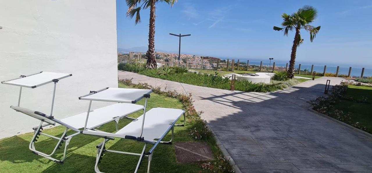Small Oasis - 6 Personnes Apartment Manilva